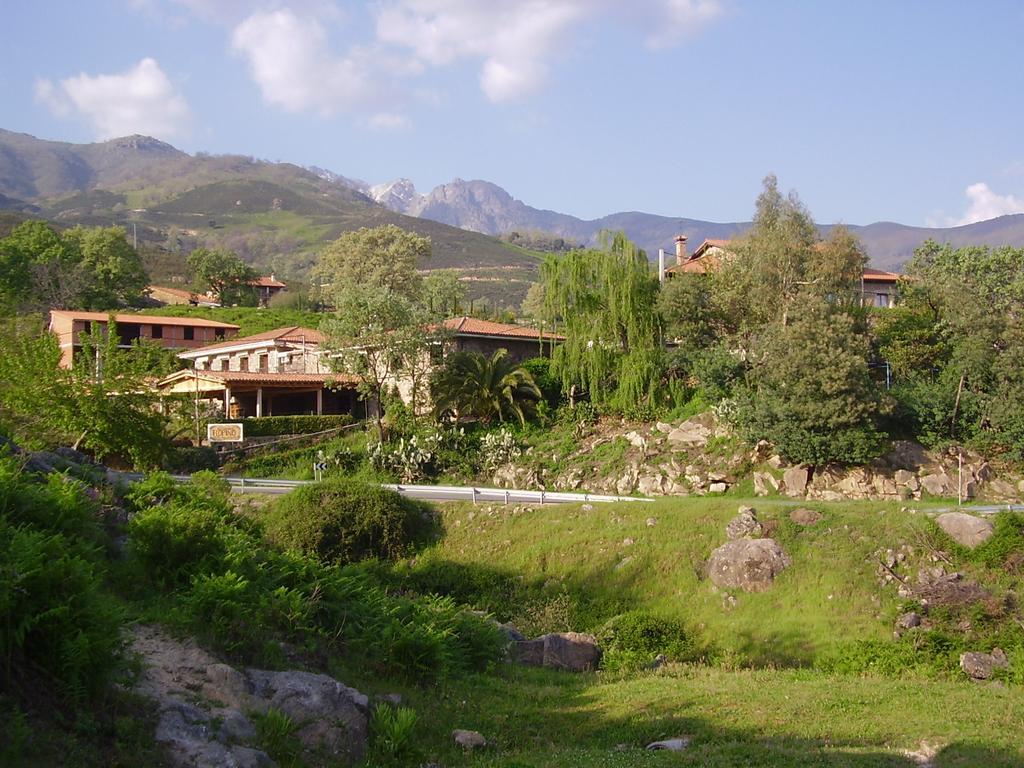 Casa Rural Ropino Casa de hóspedes El Raso Exterior foto